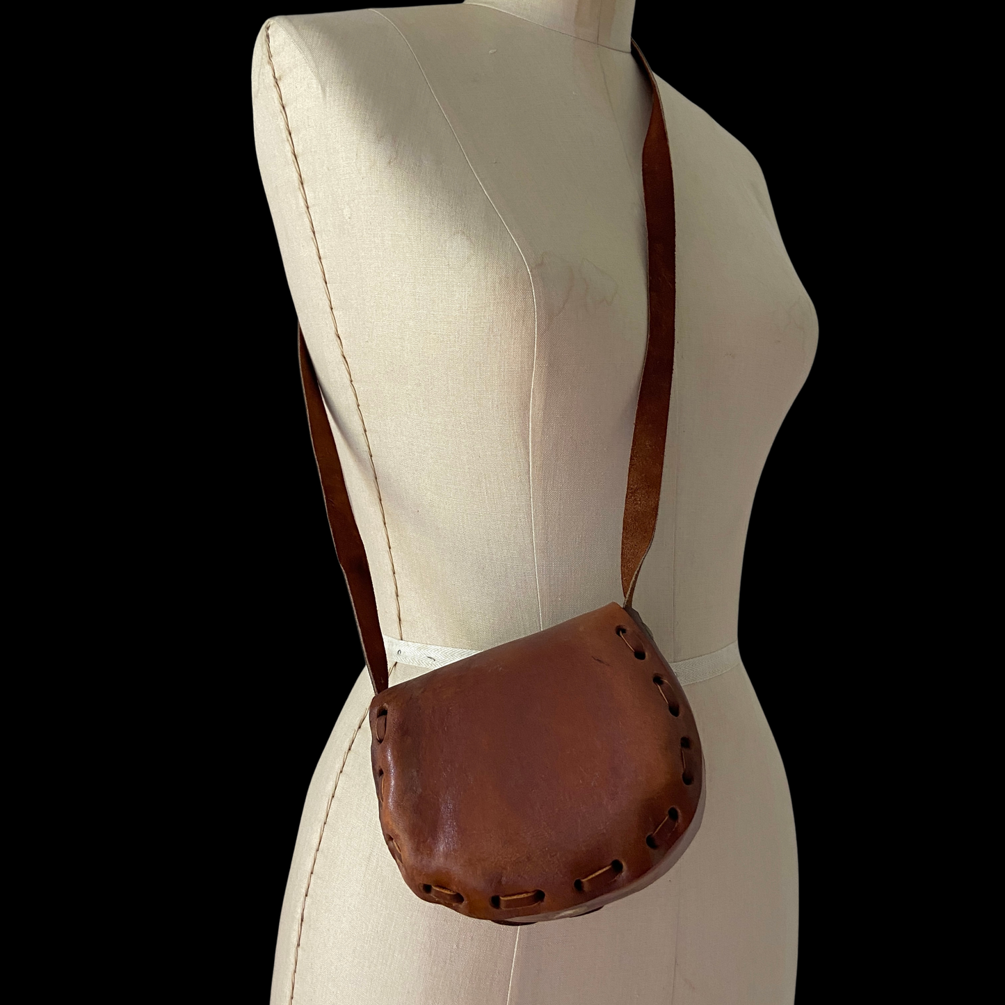 1960s 1970s Painted Leather Purse Tooled