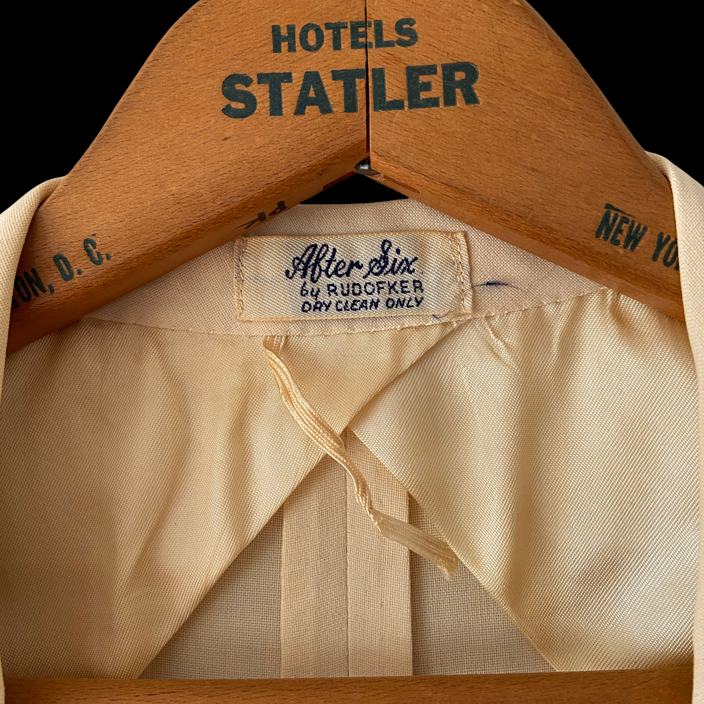 1940s White Tuxedo Jacket After Six Gaberdine