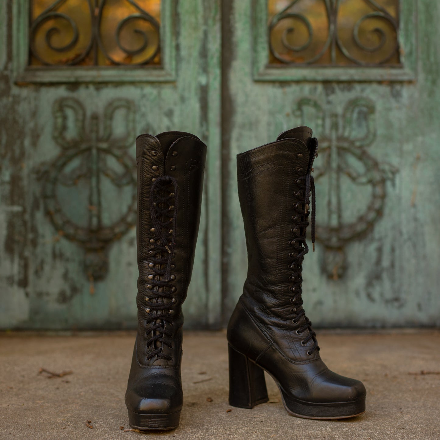 1970s Lace Up Black Leather Platform Boots