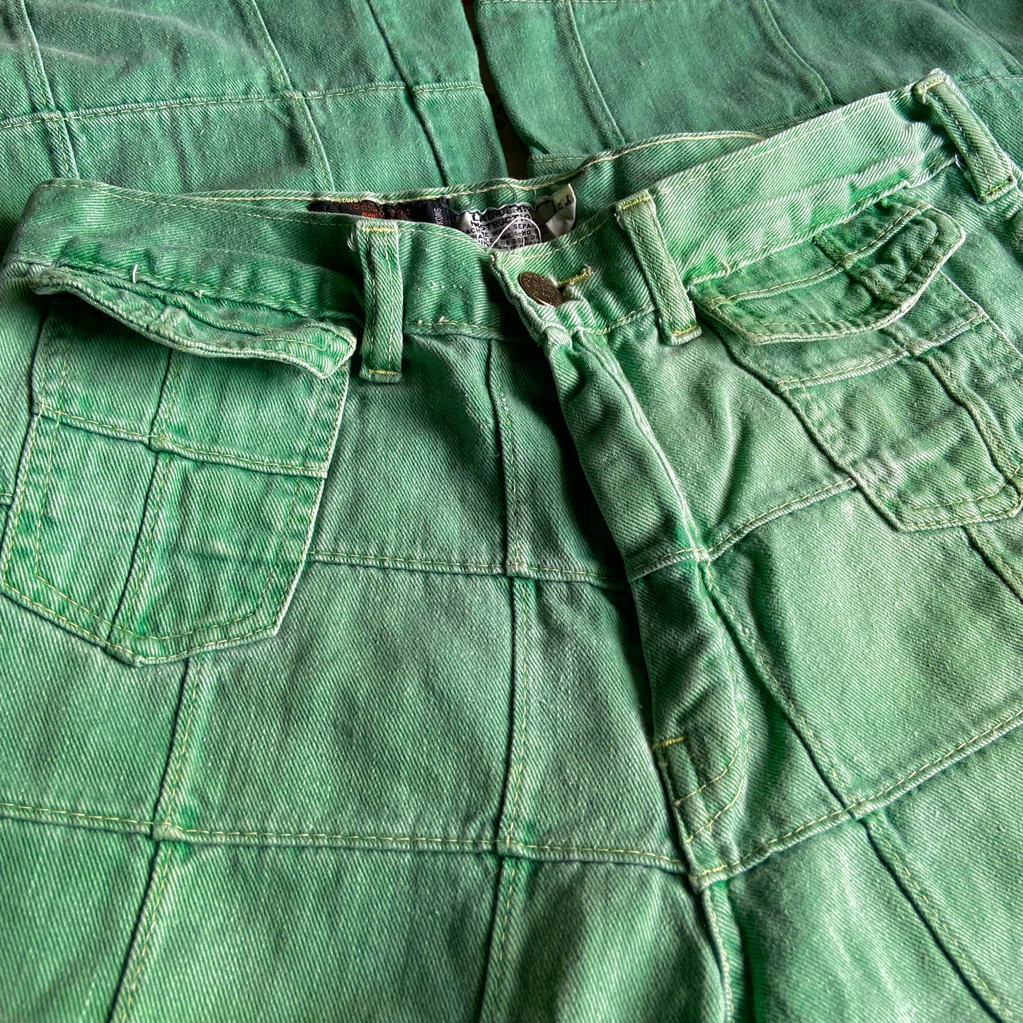 1970s Green Patchwork Windowpane Bell Bottom Jeans 28 29" Waist