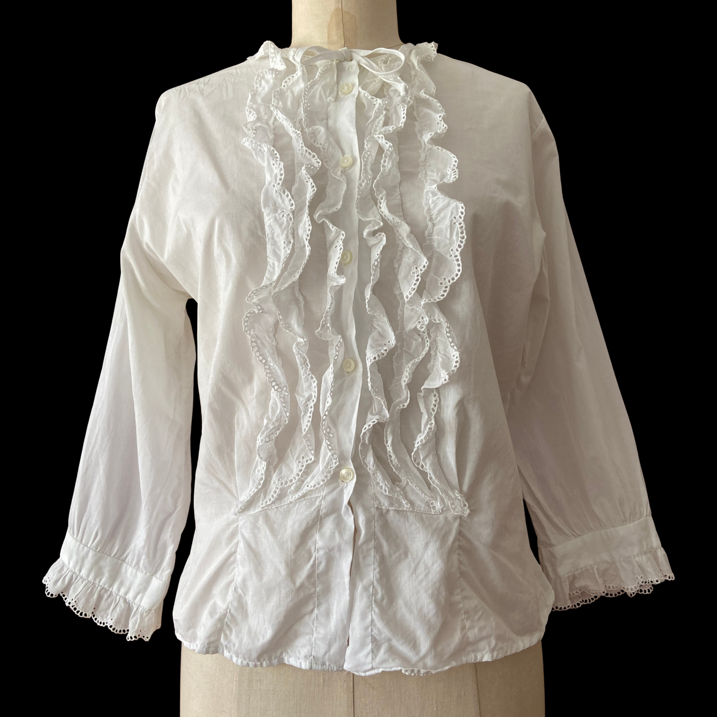1950s Ruffle and Lace White Cotton Top