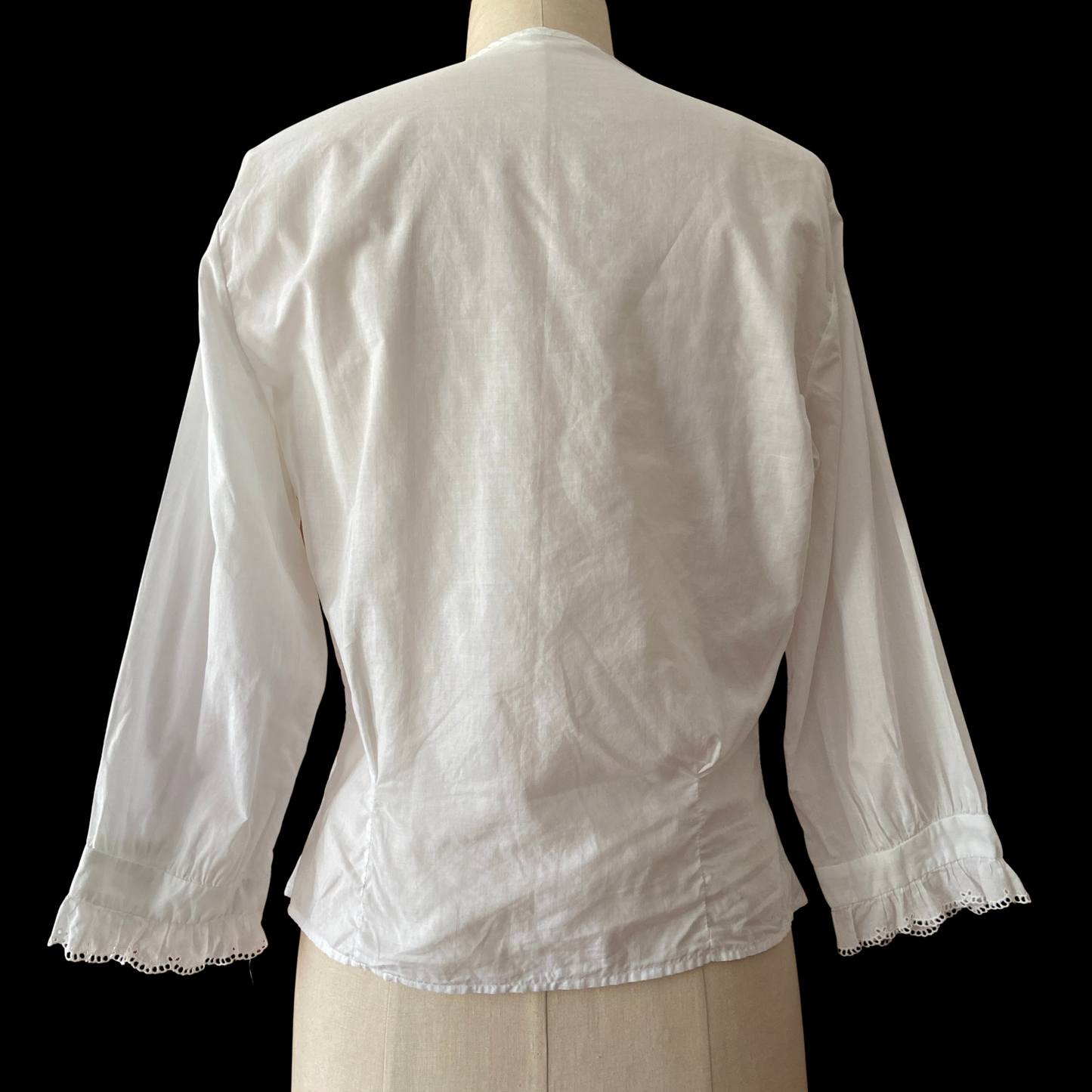 1950s Ruffle and Lace White Cotton Top