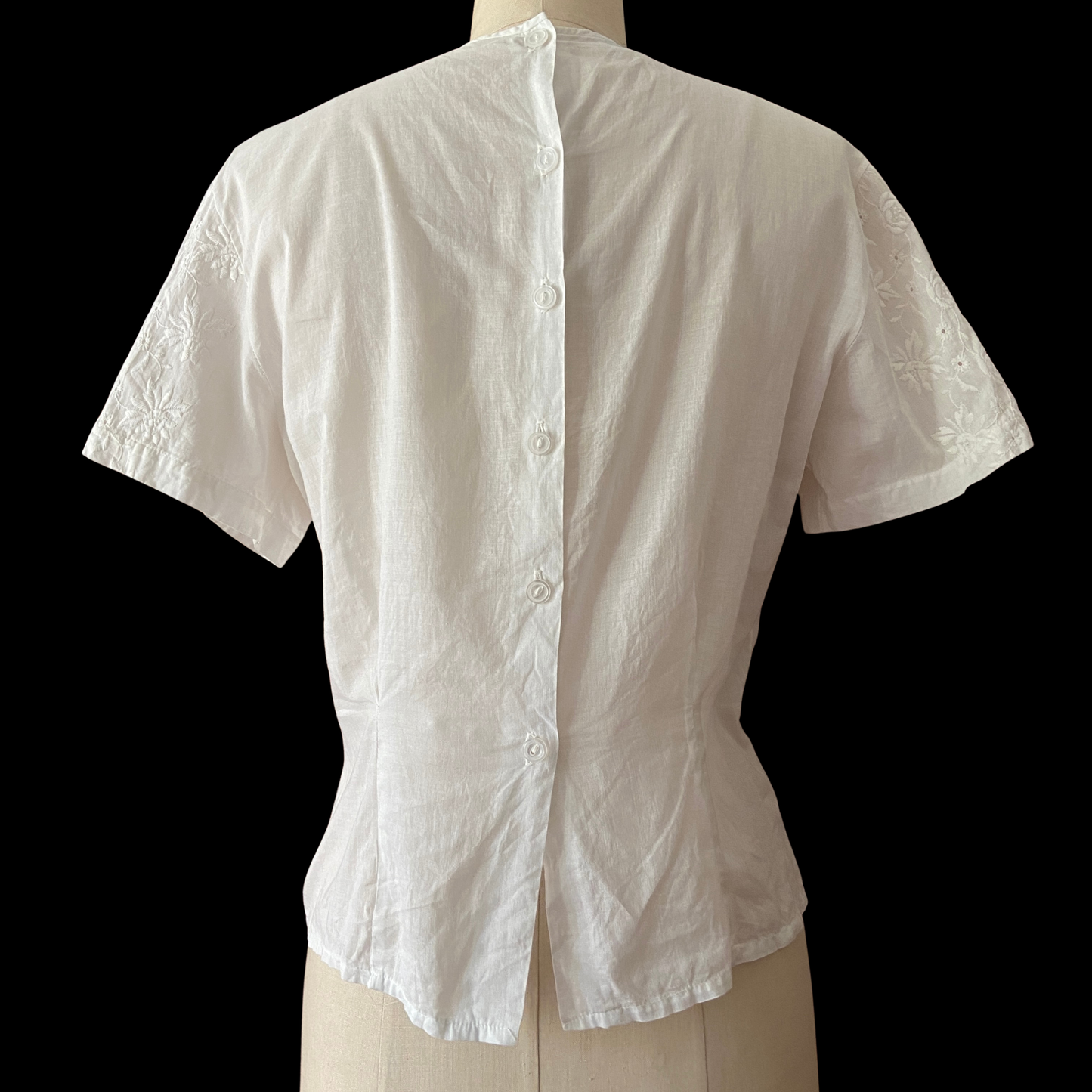 1940s Embroidered Flower & Spiderweb White Cotton Top