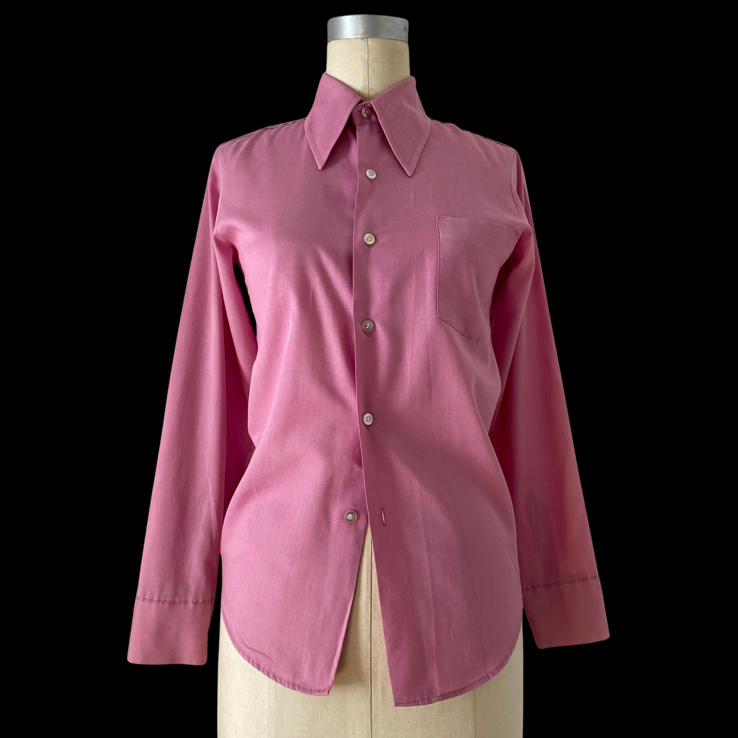 1960s Pink Dagger Collar Top