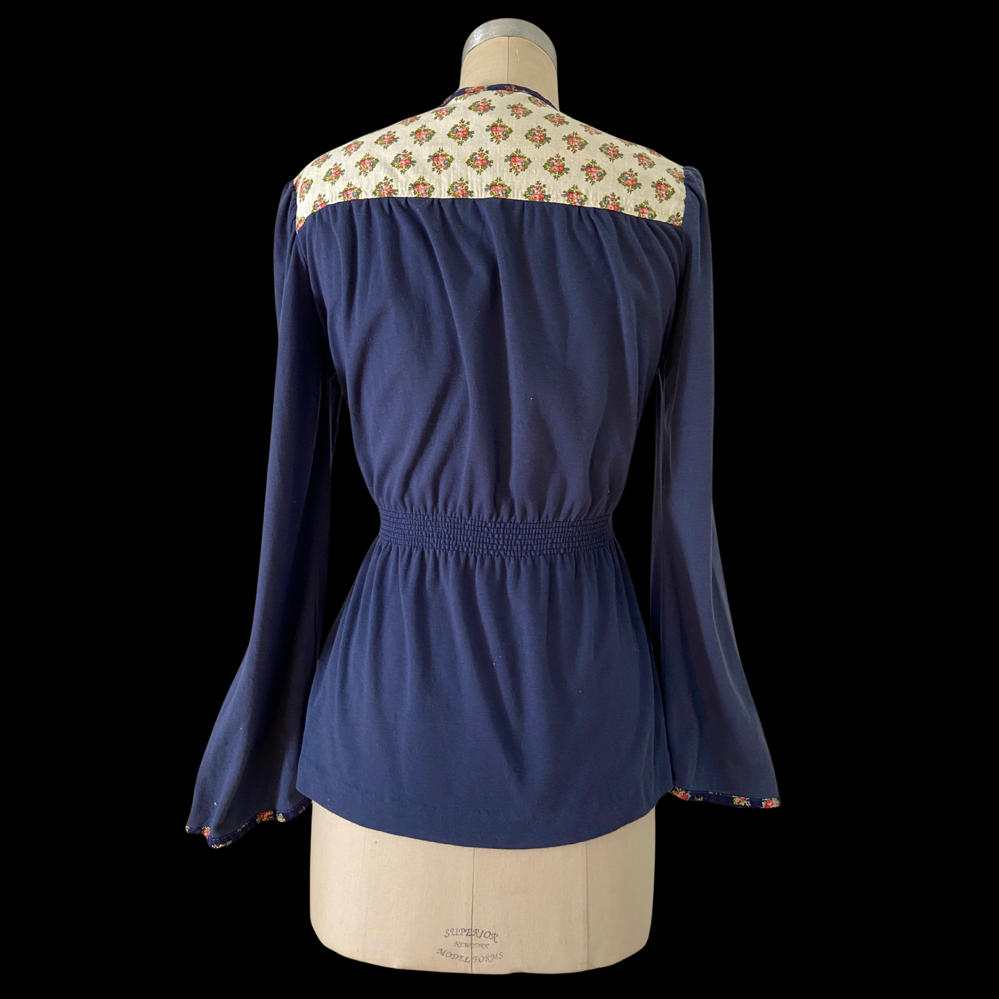 1970s Bell Sleeve Blue Floral Wrap Top
