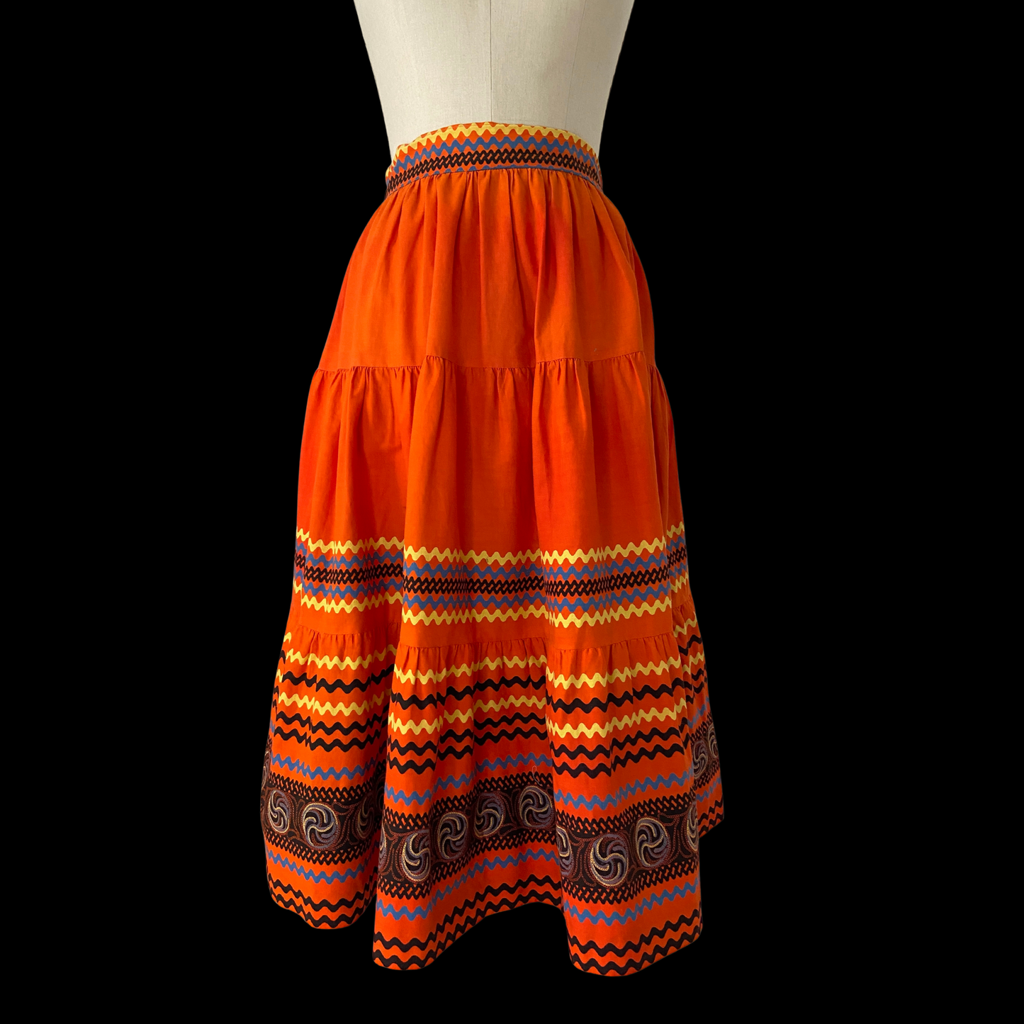 1940s Orange Cotton Skirt Ric Rac Chain Stitch Print