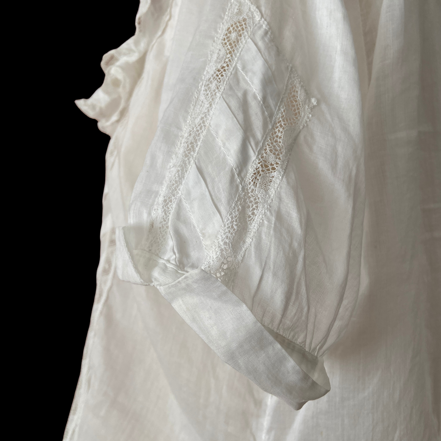 1930s White Cotton Gauze and Lace Blouse