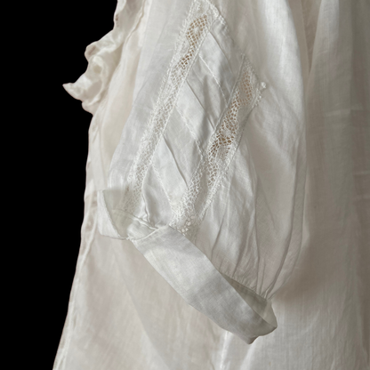 1930s White Cotton Gauze and Lace Blouse
