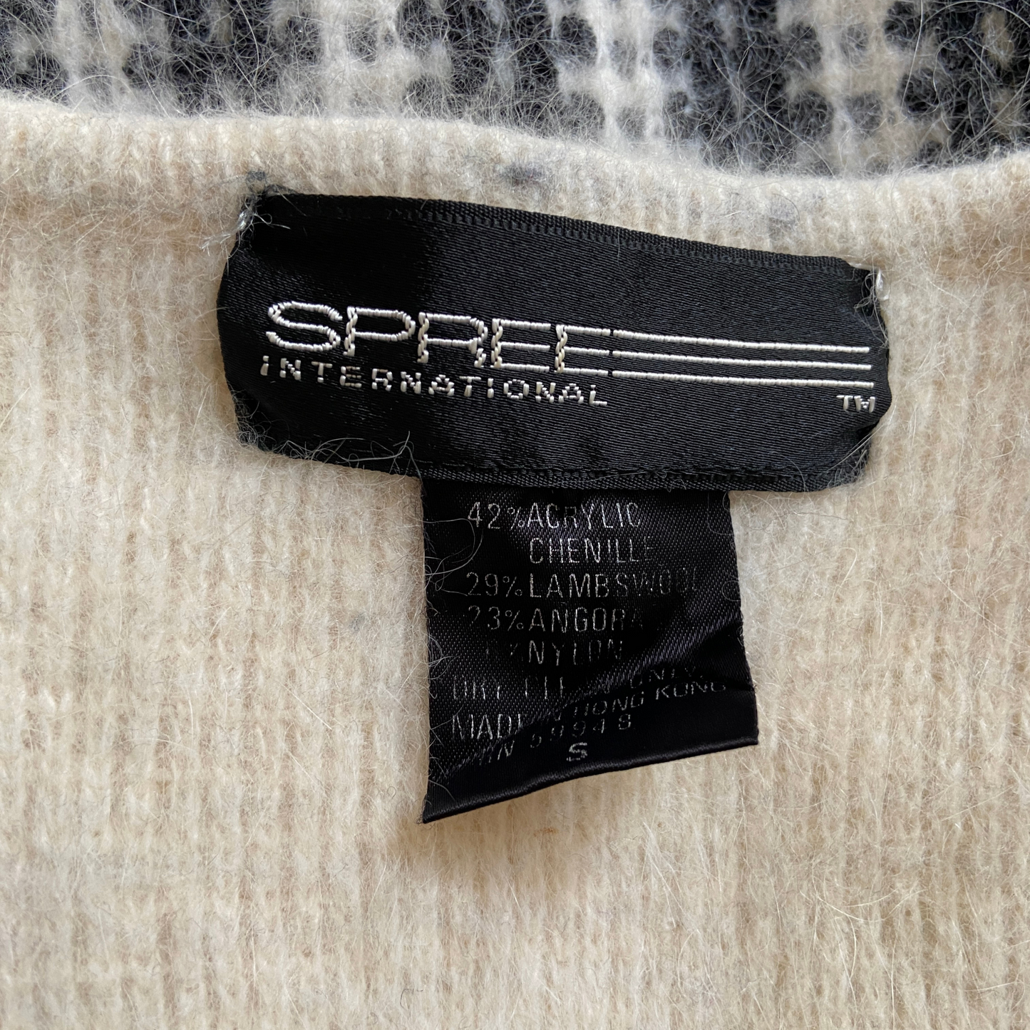 1980s Angora Sweater Black and White Balloon Sleeve