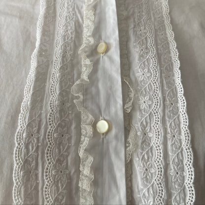 1960s Floral Lace White Cotton Top