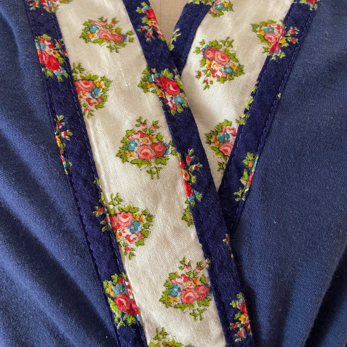 1970s Bell Sleeve Blue Floral Wrap Top