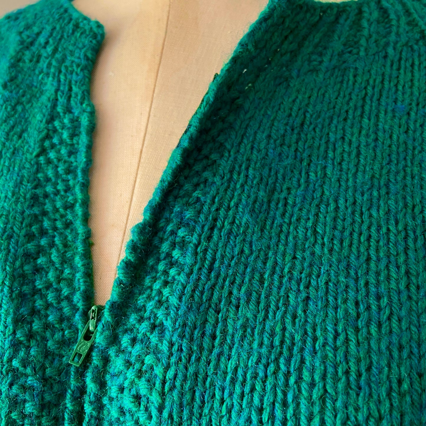 1960s Wool Hand Knit Zipper Cardigan