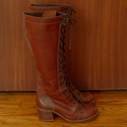 1970s Brown Leather Lace Up Boots